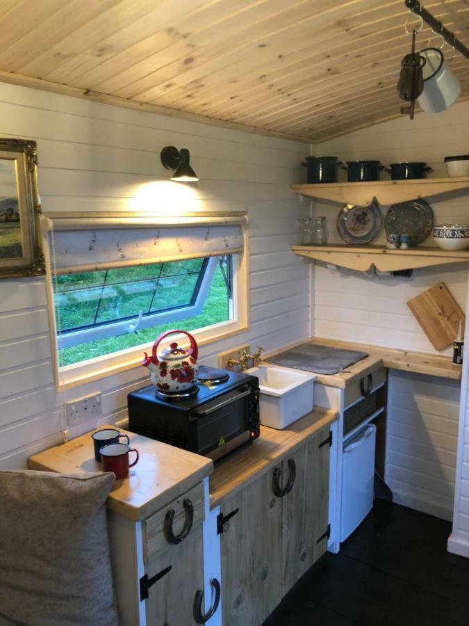 Clydesdale Shepherds Hut Ξενοδοχείο Μπέλφαστ Εξωτερικό φωτογραφία